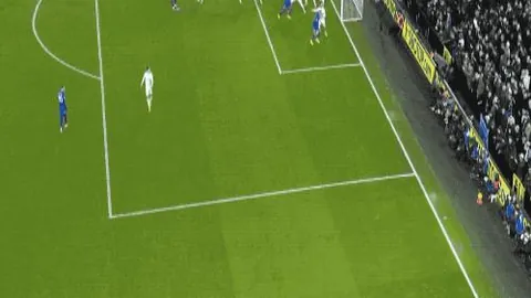 申花逆袭蓉城，于汉超替补建功，冠军梦想仍在路上